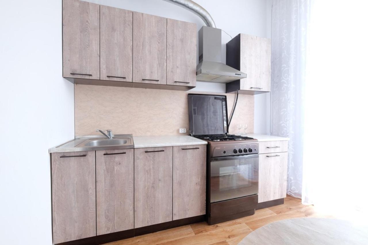 Apartment On Lenina 9 Minsk Bagian luar foto
